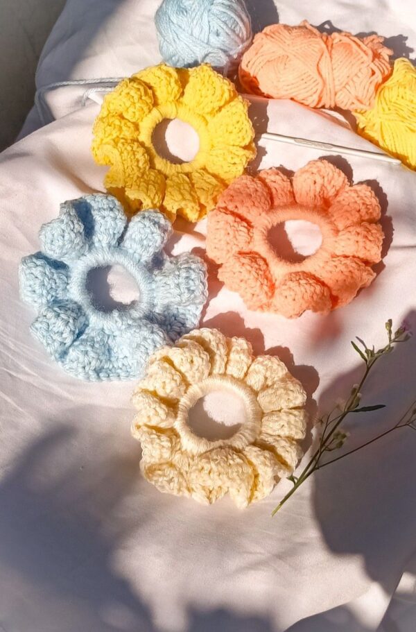 Crochet fluffy scrunchie | fluffy scrunch | Little unicorn scrunchies